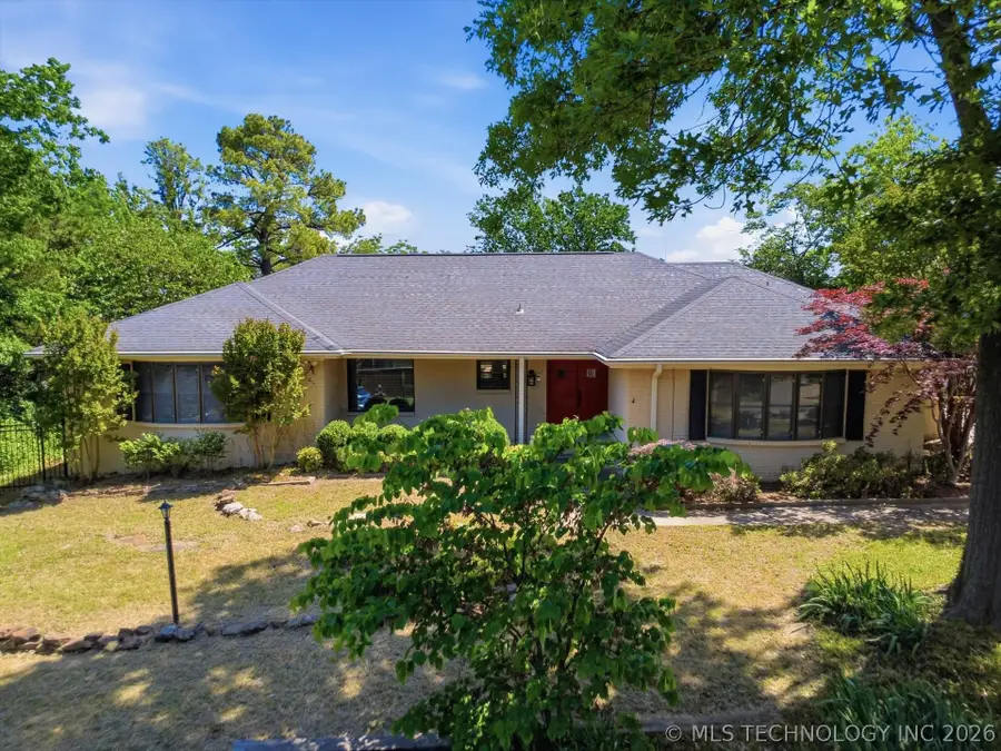 6215 S Hudson Avenue, Tulsa, OK 74136 - #2