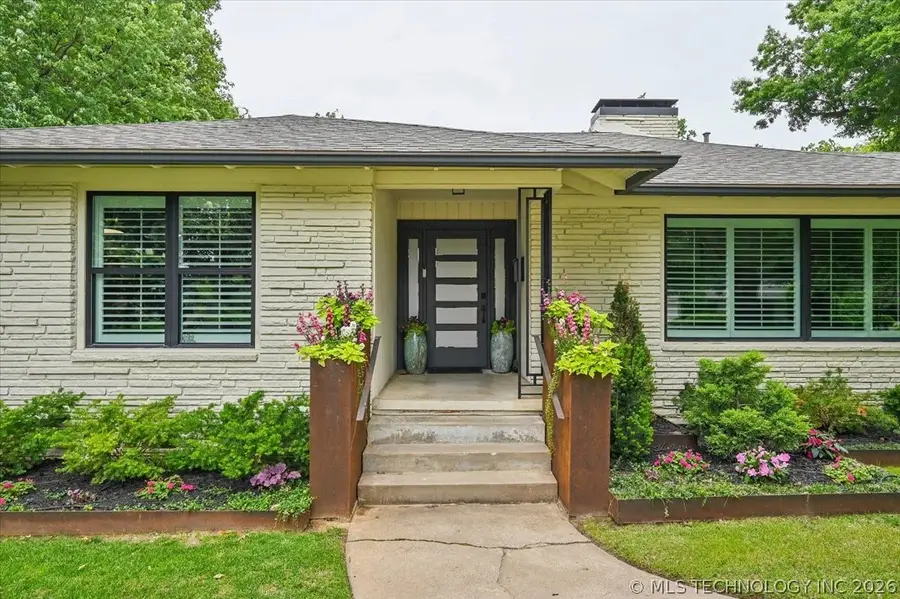 3714 S Florence Place, Tulsa, OK 74105 - #2