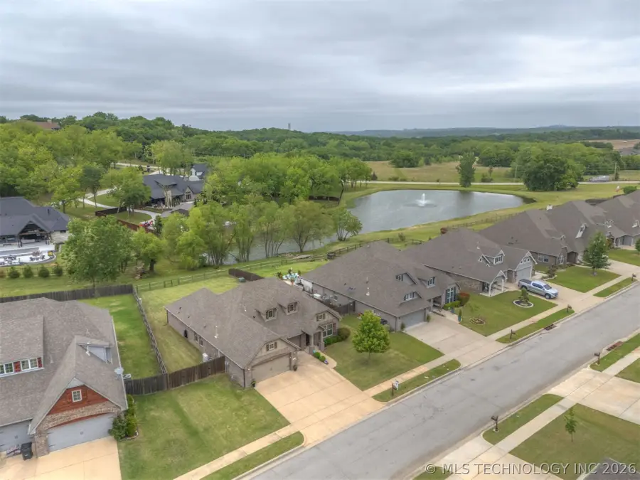 1913 E 132nd Street S, Bixby, OK 74008 - #3