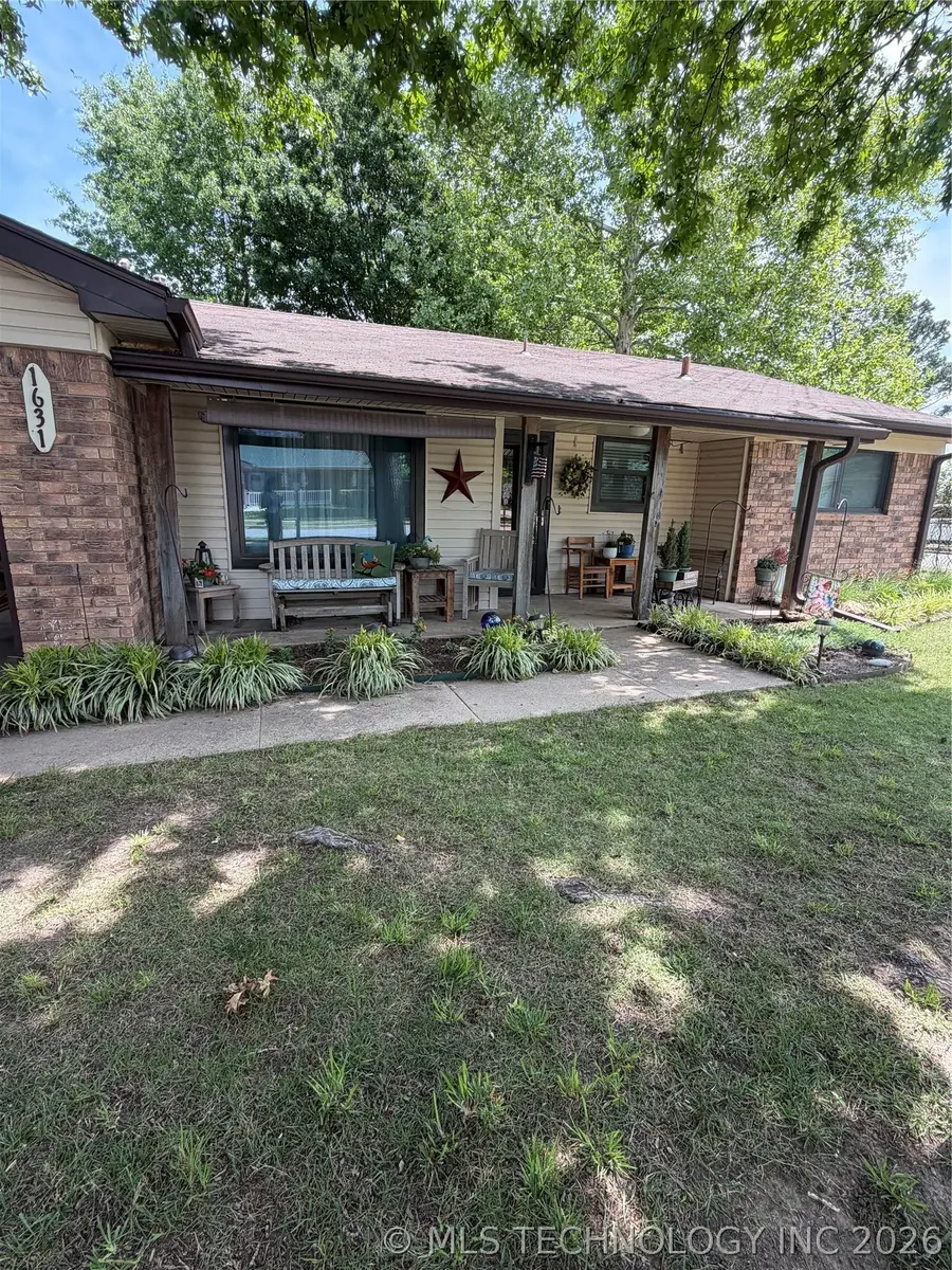 1631 S 1st Place, Broken Arrow, OK 74012 - #2