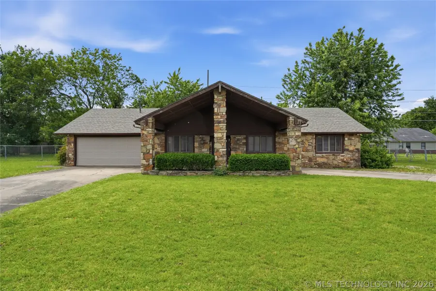 20938 E 35th Place S, Broken Arrow, OK 74014 - #2