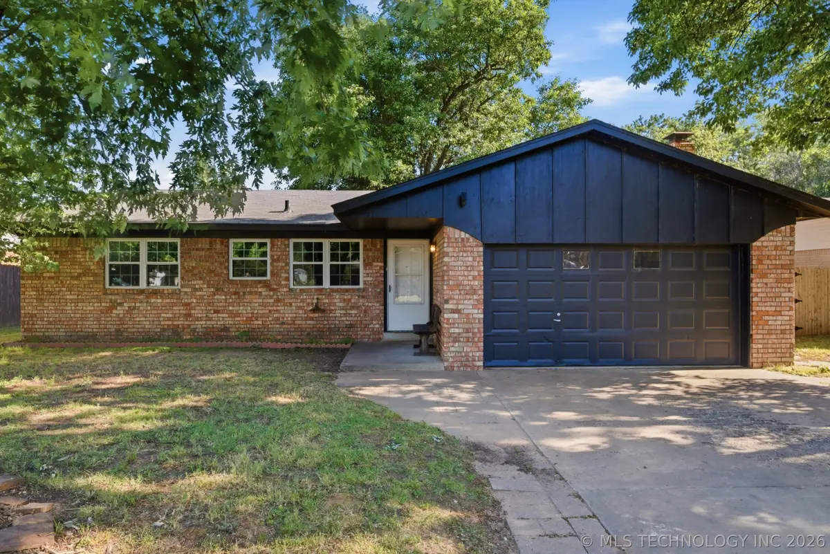 216 E J Street, Jenks, OK 74037 - #1