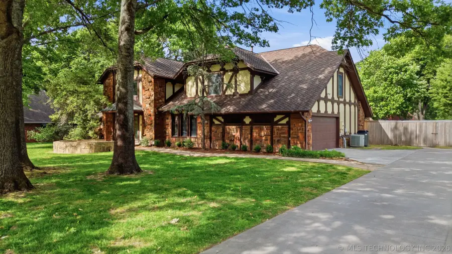 10406 S Vandalia Avenue, Tulsa, OK 74137 - #2