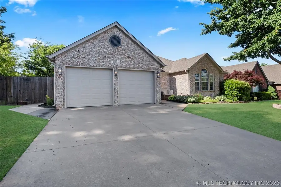10218 E 114th Place S, Bixby, OK 74008 - #2