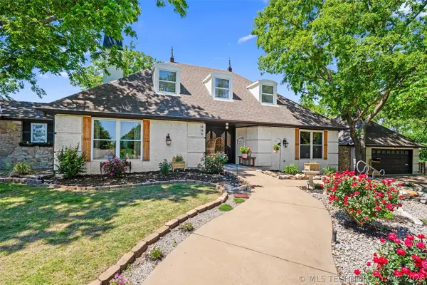 600 Cherry Lane, Bartlesville, OK 74003