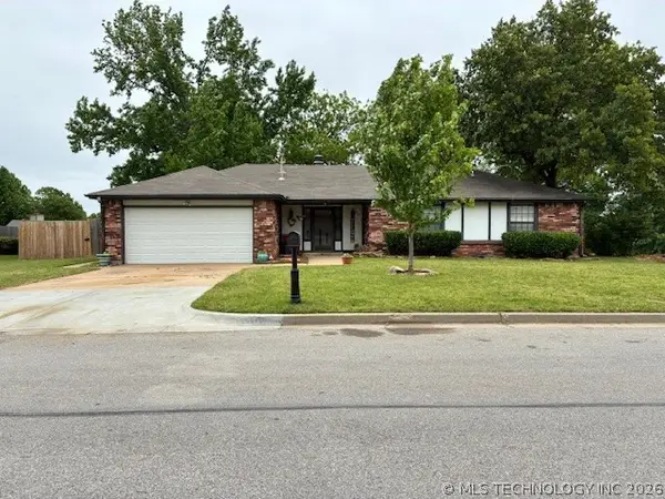 6927 S 29th West Avenue, Tulsa, OK 74132
