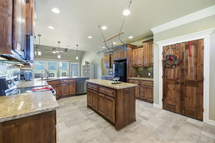 7863 S 266 Avenue E, Broken Arrow, OK 74014 - #3