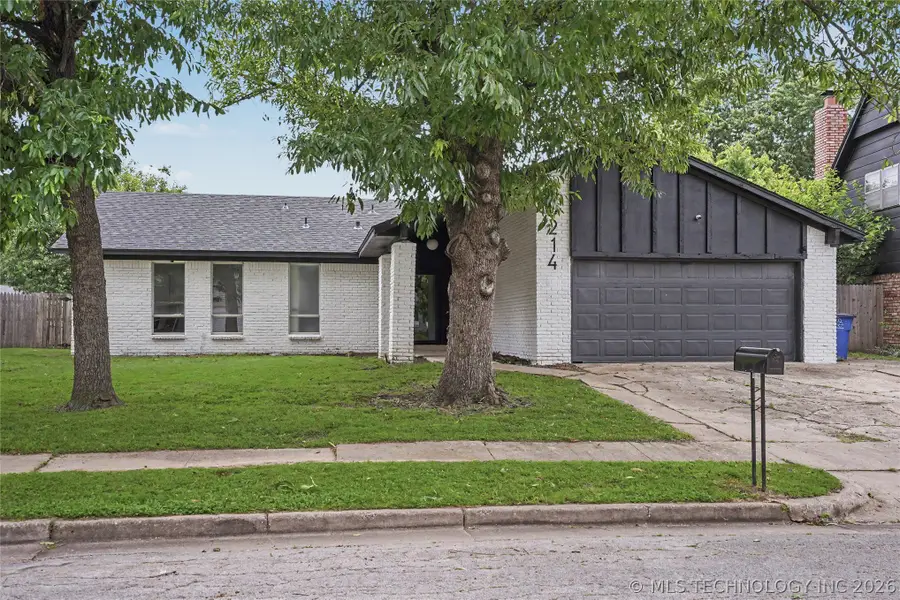 10214 E 24th Street, Tulsa, OK 74129 - #2