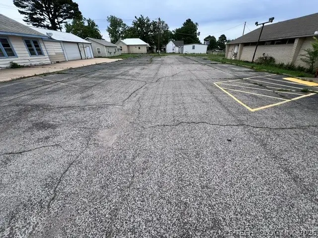 14 W Francis Street, Madill, OK 73446 - #3