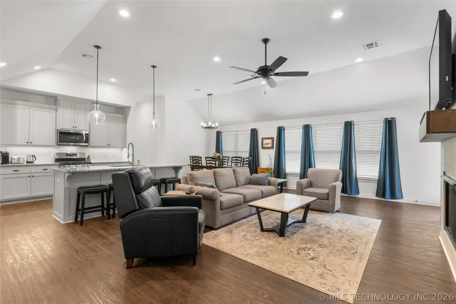 27713 E 107th Street, Coweta, OK 74429 - #3