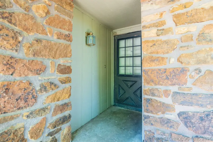 11765 E Elm Street, Claremore, OK 74019 - #2