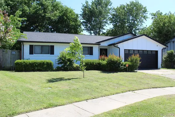 10976 E 36th Place, Tulsa, OK 74146
