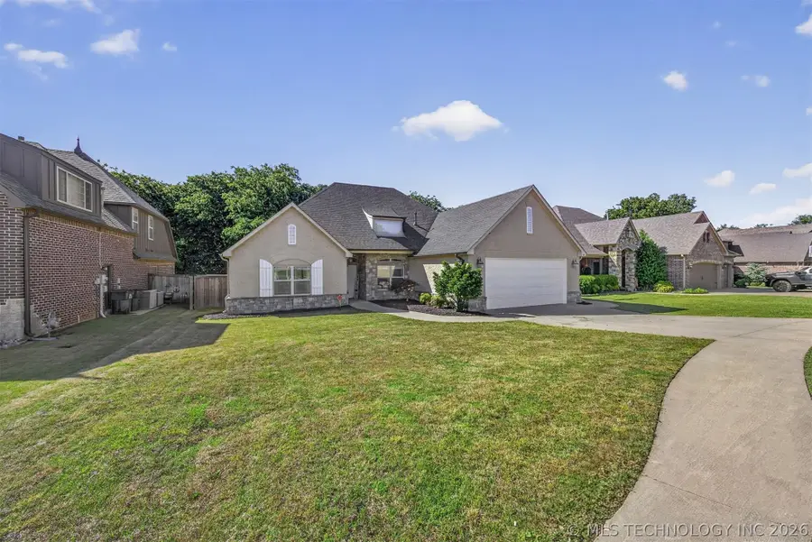 741 W 145th Place S, Glenpool, OK 74033 - #3