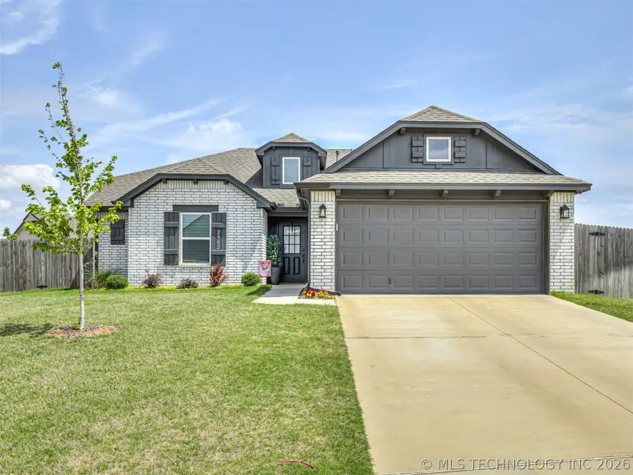 2902 W Albuquerque Place, Broken Arrow, OK 74011 - #2