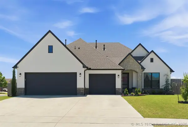 14214 E 91st Street, Owasso, OK 74055
