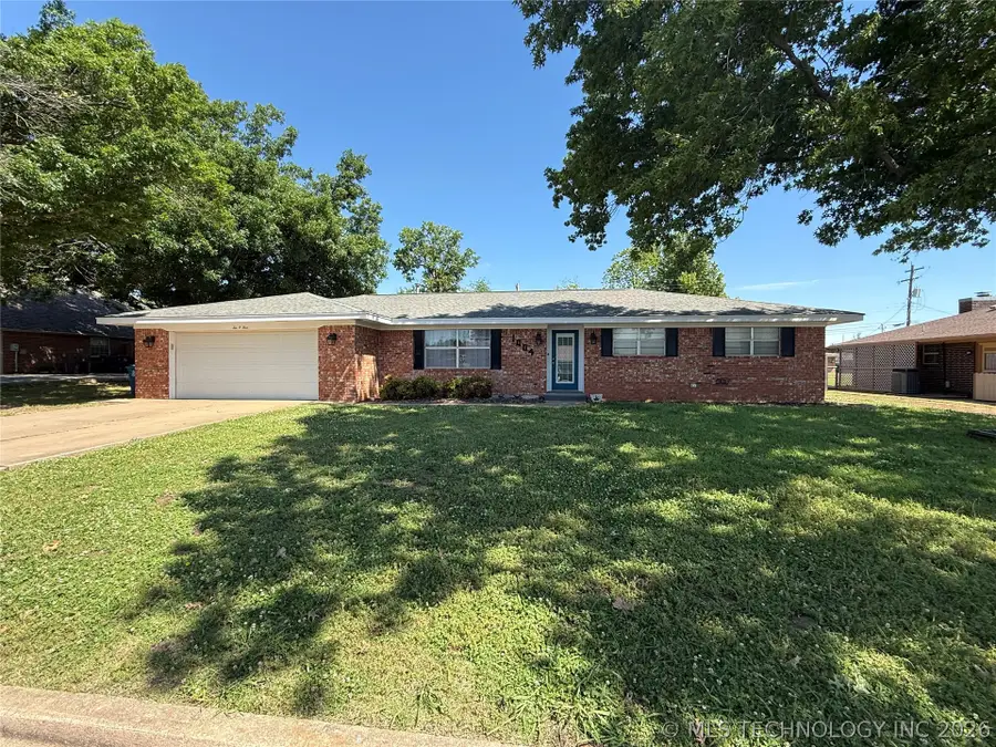 1004 E 12th, Cushing, OK 74023 - #2