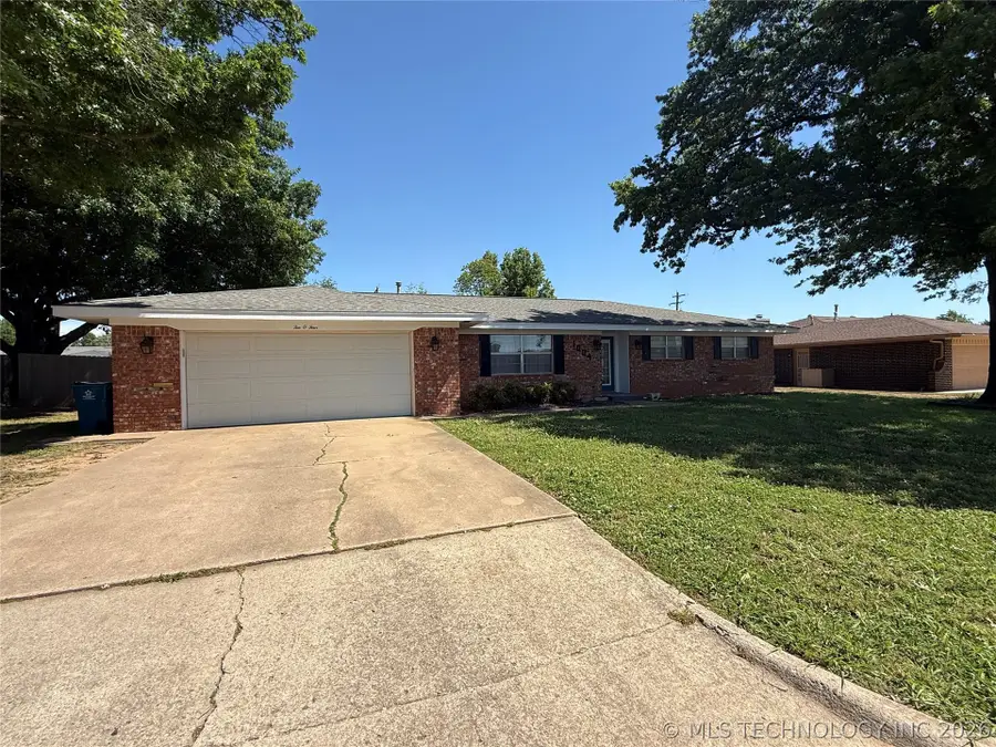 1004 E 12th, Cushing, OK 74023 - #3