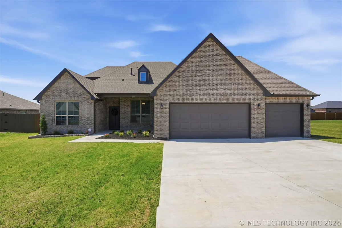 150 Phillips Street, Skiatook, OK 74070 - #1