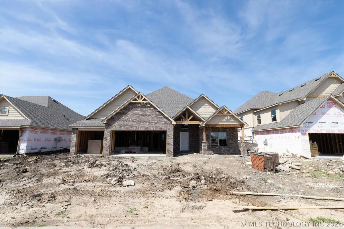 2916 E Northampton Street, Broken Arrow, OK 74014 - #1