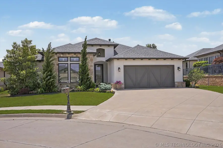 1122 W 84th Place S, Tulsa, OK 74132 - #2
