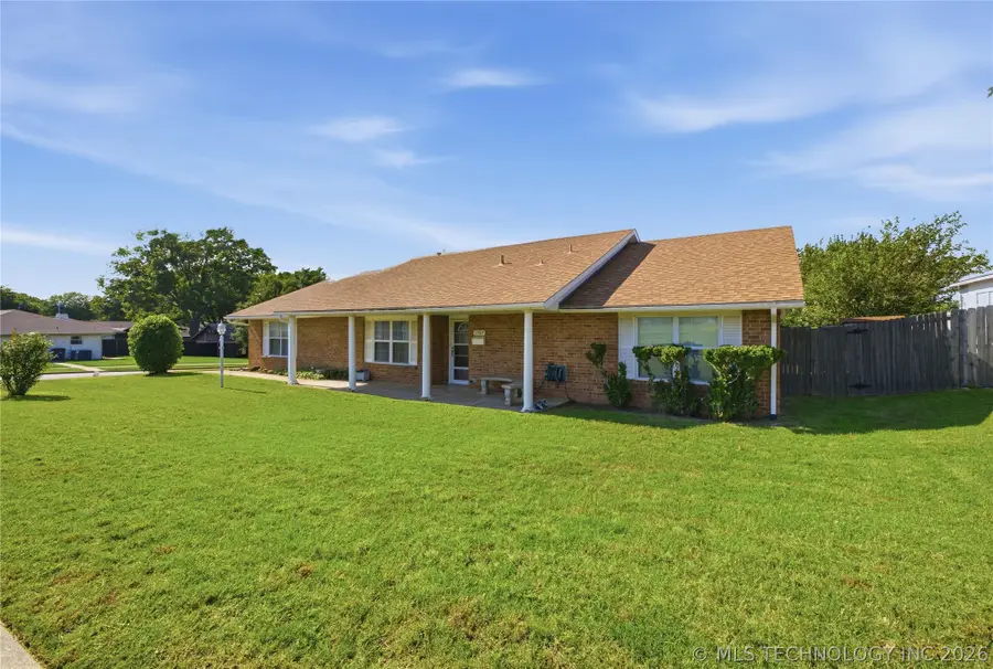 7707 E 57th Street, Tulsa, OK 74145 - #2