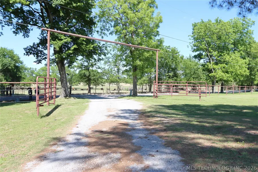 32632 E 710 Road, Wagoner, OK 74467 - #2