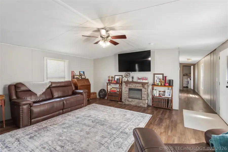 297 E Paudom Avenue, Prue, OK 74060 - #3