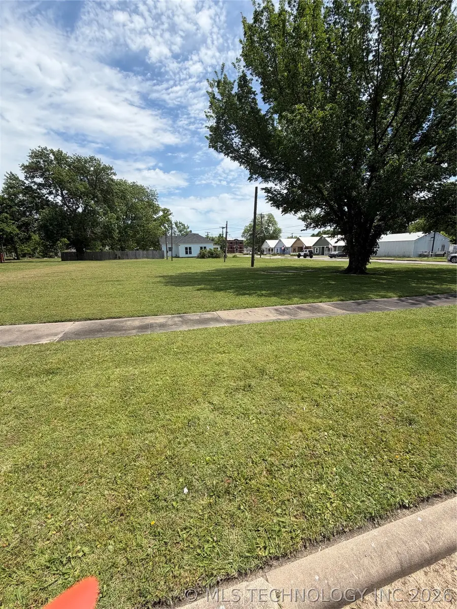 914 Leahy Avenue, Pawhuska, OK 74056 - #2