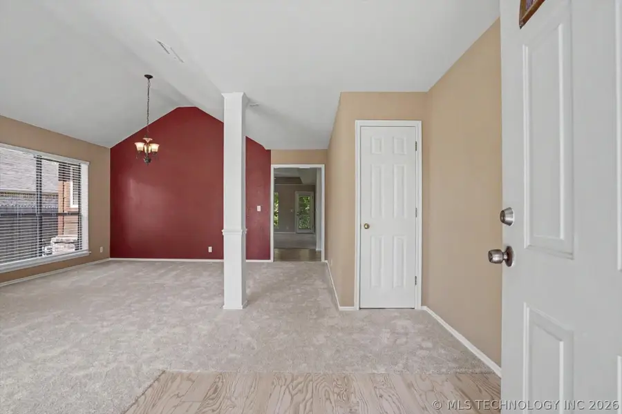 208 S Poplar Avenue, Broken Arrow, OK 74012 - #2