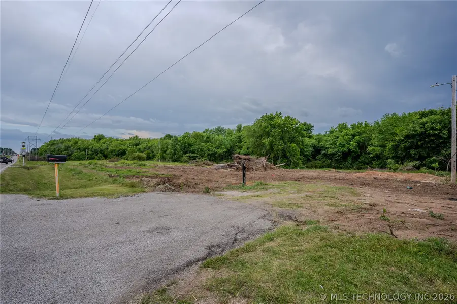 004 S Elwood Avenue, Glenpool, OK 74033 - #3