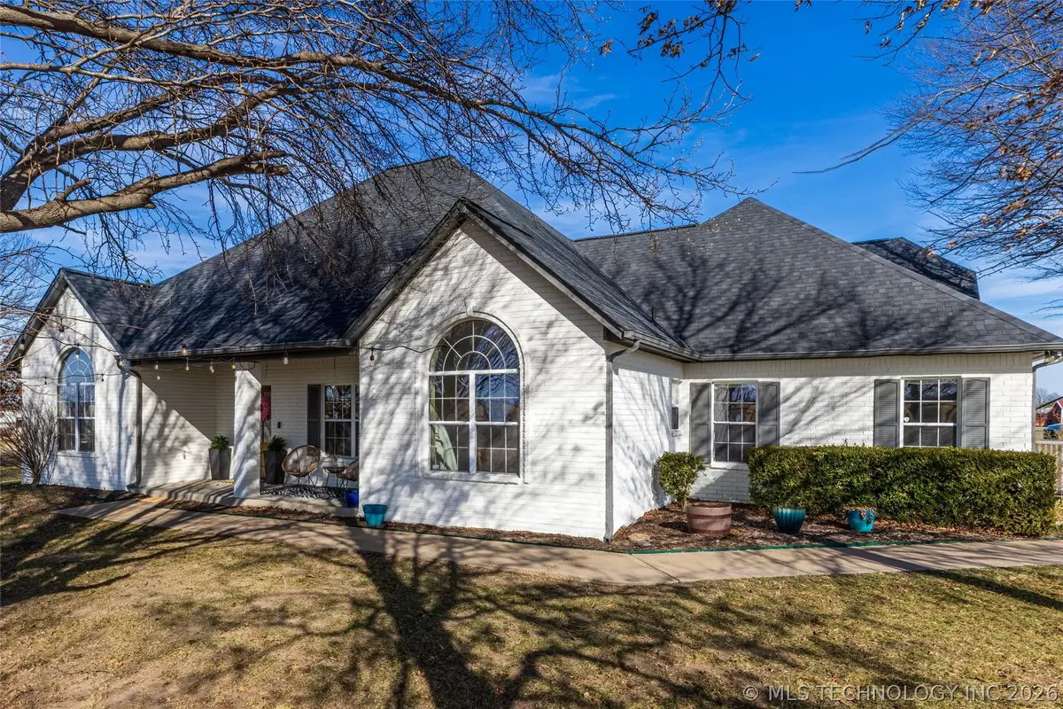 16623 N 97th East Avenue, Collinsville, OK 74021 - #1