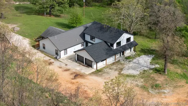 69999 E 152, Wyandotte, OK 74370