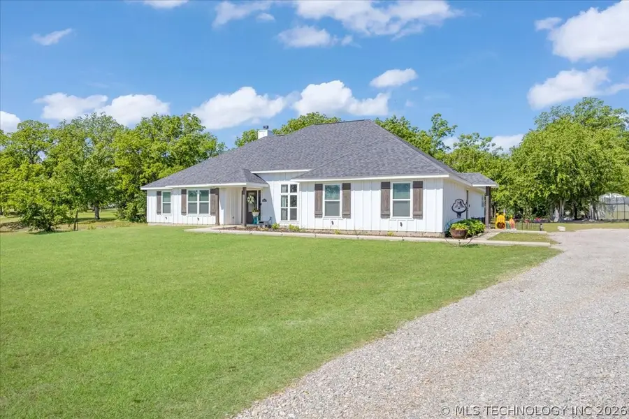 17957 Bridgeview Road, Madill, OK 73446 - #2