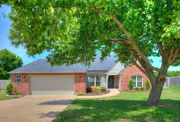 8512 N 100th East Avenue, Owasso, OK 74055