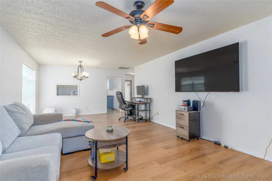 9135 S Maplewood Avenue, Tulsa, OK 74137 - #3