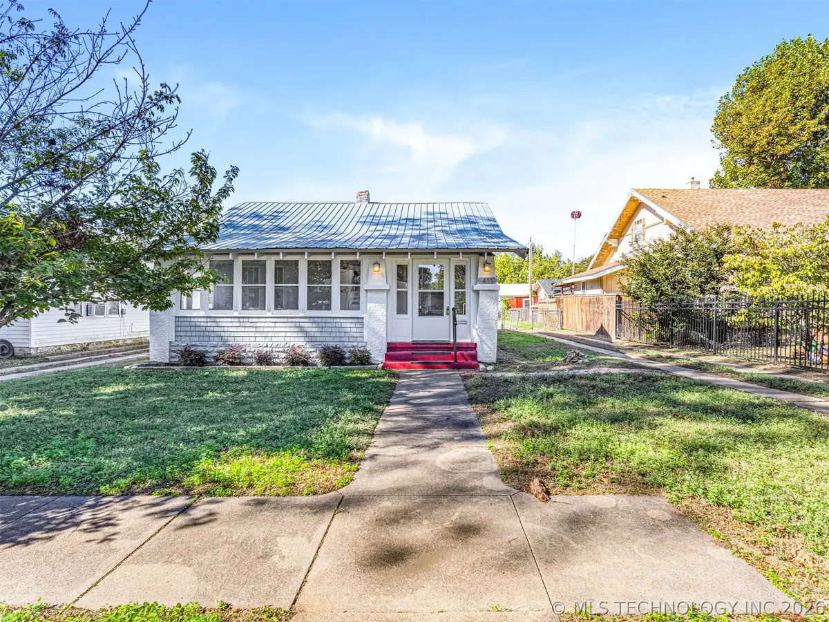 411 S 5th Street, Fairfax, OK 74637 - #1