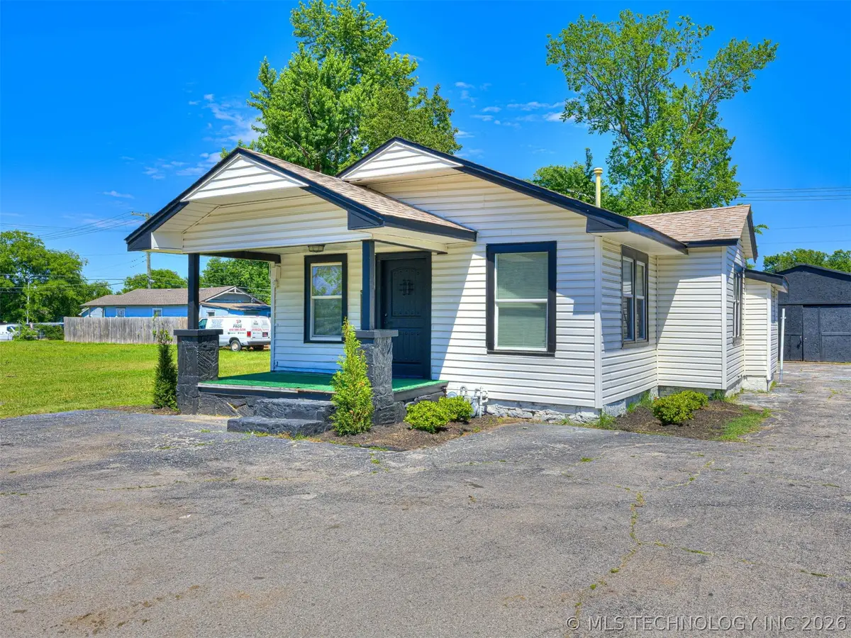 4809 S 33rd West Avenue, Tulsa, OK 74107 - #1