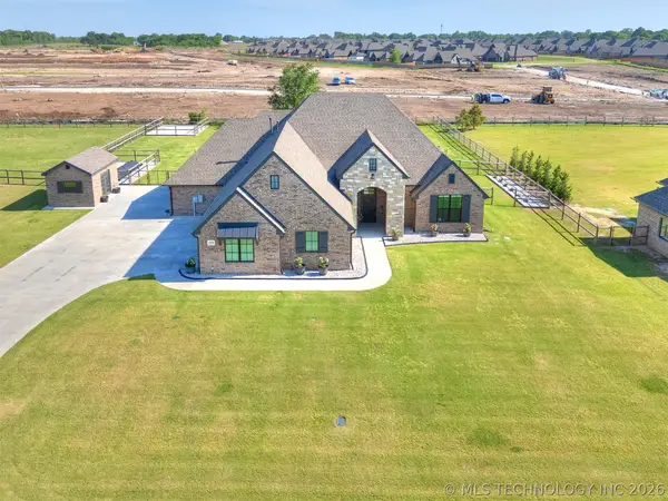 14938 E 82nd Street, Owasso, OK 74055