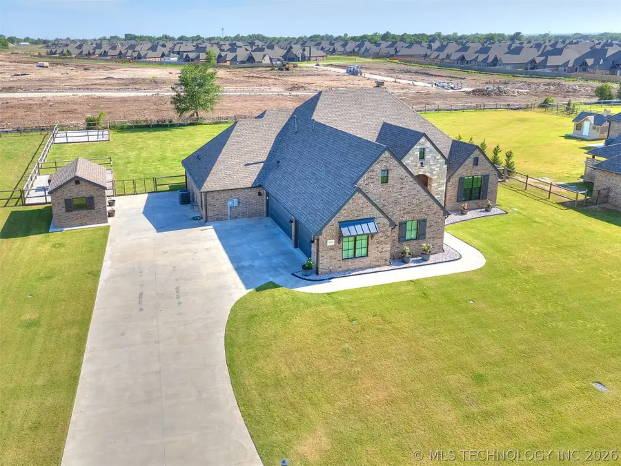 14938 E 82nd Street, Owasso, OK 74055 - #2