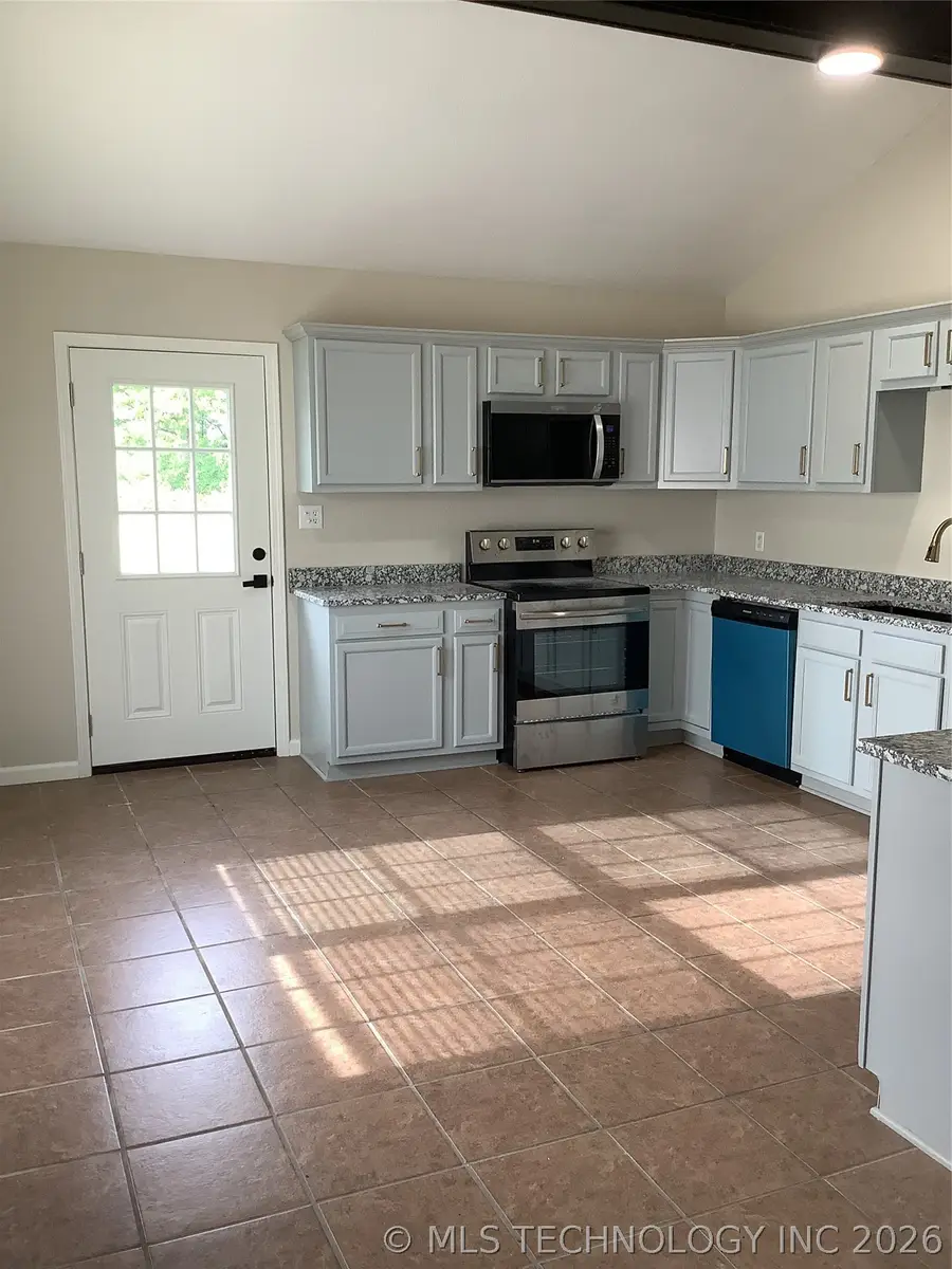 7426 E 566 Road, Locust Grove, OK 74352 - #3