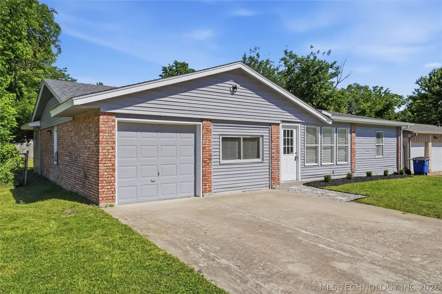 1605 S 125th East Avenue, Tulsa, OK 74128 - #3