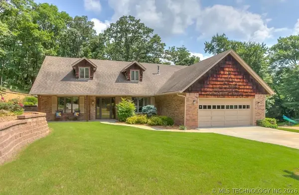 2917 Greenwood Court, Bartlesville, OK 74006