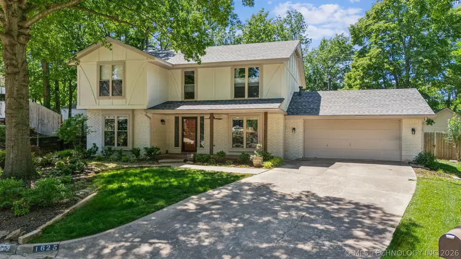 1625 Cherokee Hills Drive, Bartlesville, OK 74006 - #2