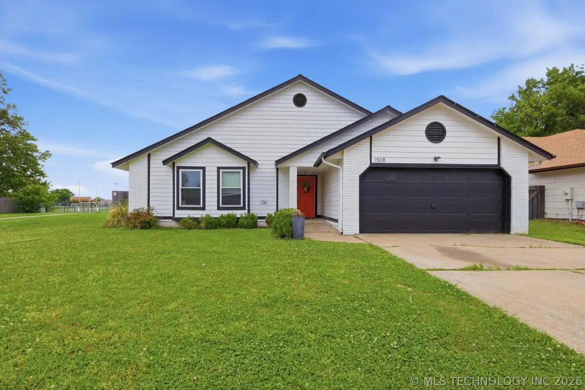 1508 N Cypress Avenue, Broken Arrow, OK 74012 - #1