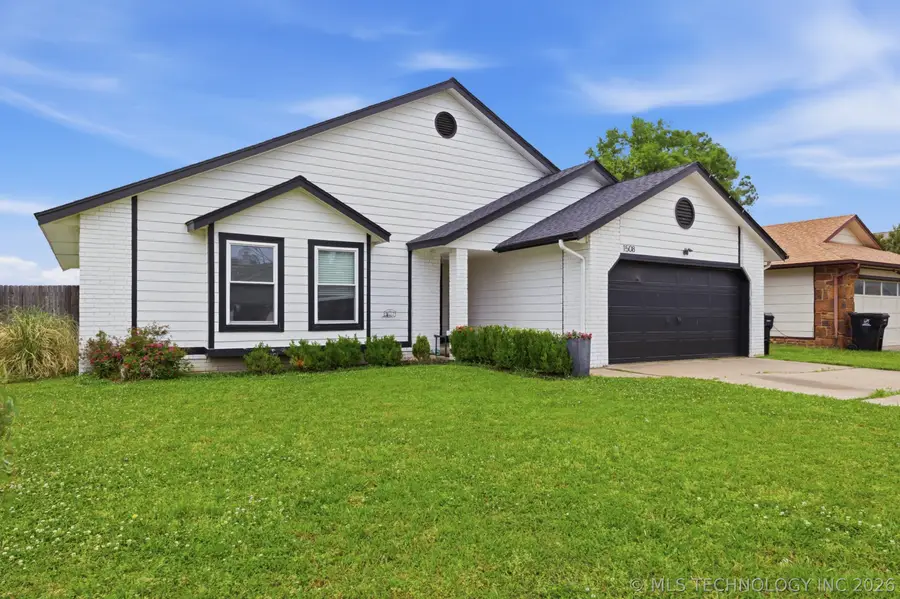 1508 N Cypress Avenue, Broken Arrow, OK 74012 - #2