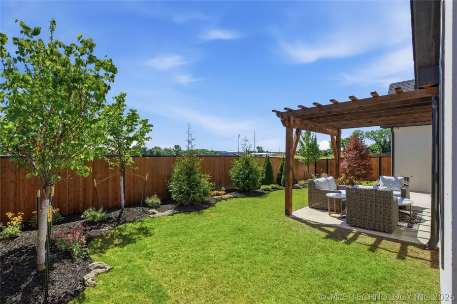 12011 W Vandalia Avenue, Tulsa, OK 74137 - #2