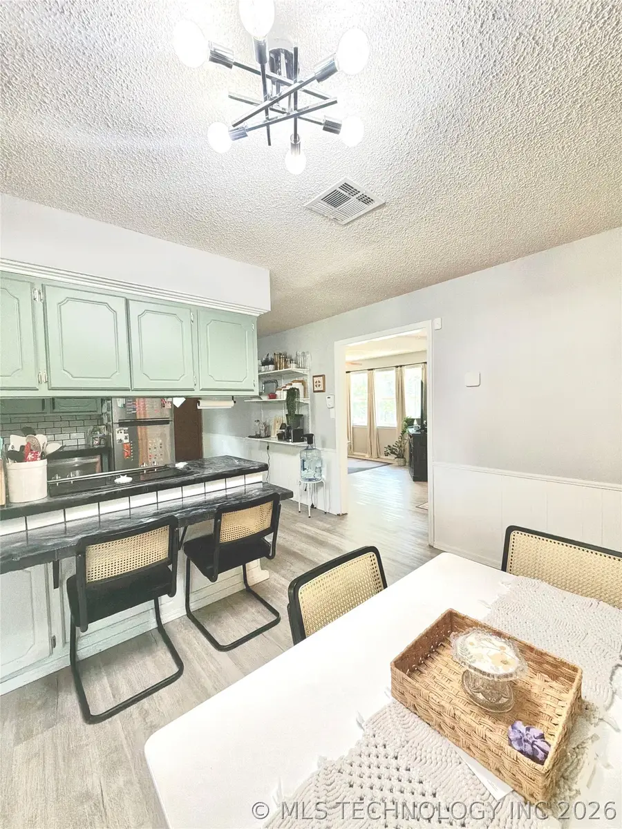 122 SE 2nd Street, Sulphur, OK 73086 - #3