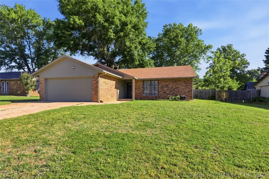 132 W Jefferson Street, Broken Arrow, OK 74011 - #2