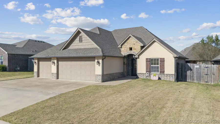 1108 Colhurst Lane, Claremore, OK 74019 - #3