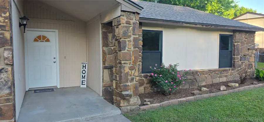 13621 S 285th East Avenue, Coweta, OK 74429 - #3
